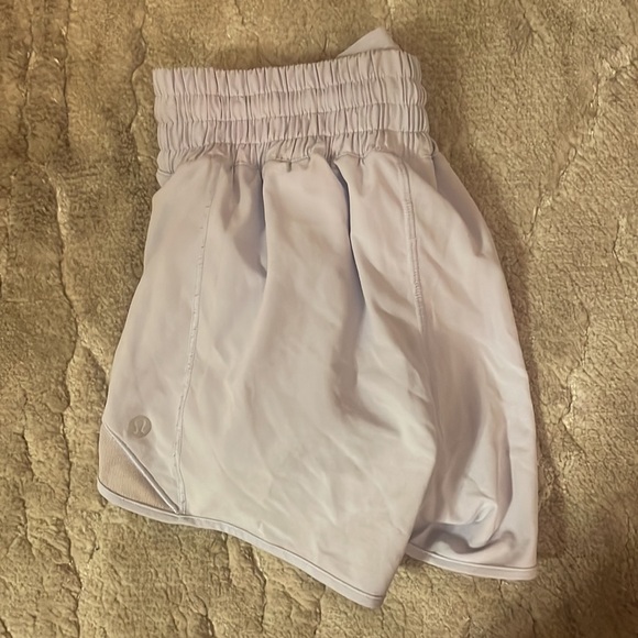 Lululemon Pastel Blue Hotty Hot High Rise Lined Short 2.5” - Picture 3 of 4